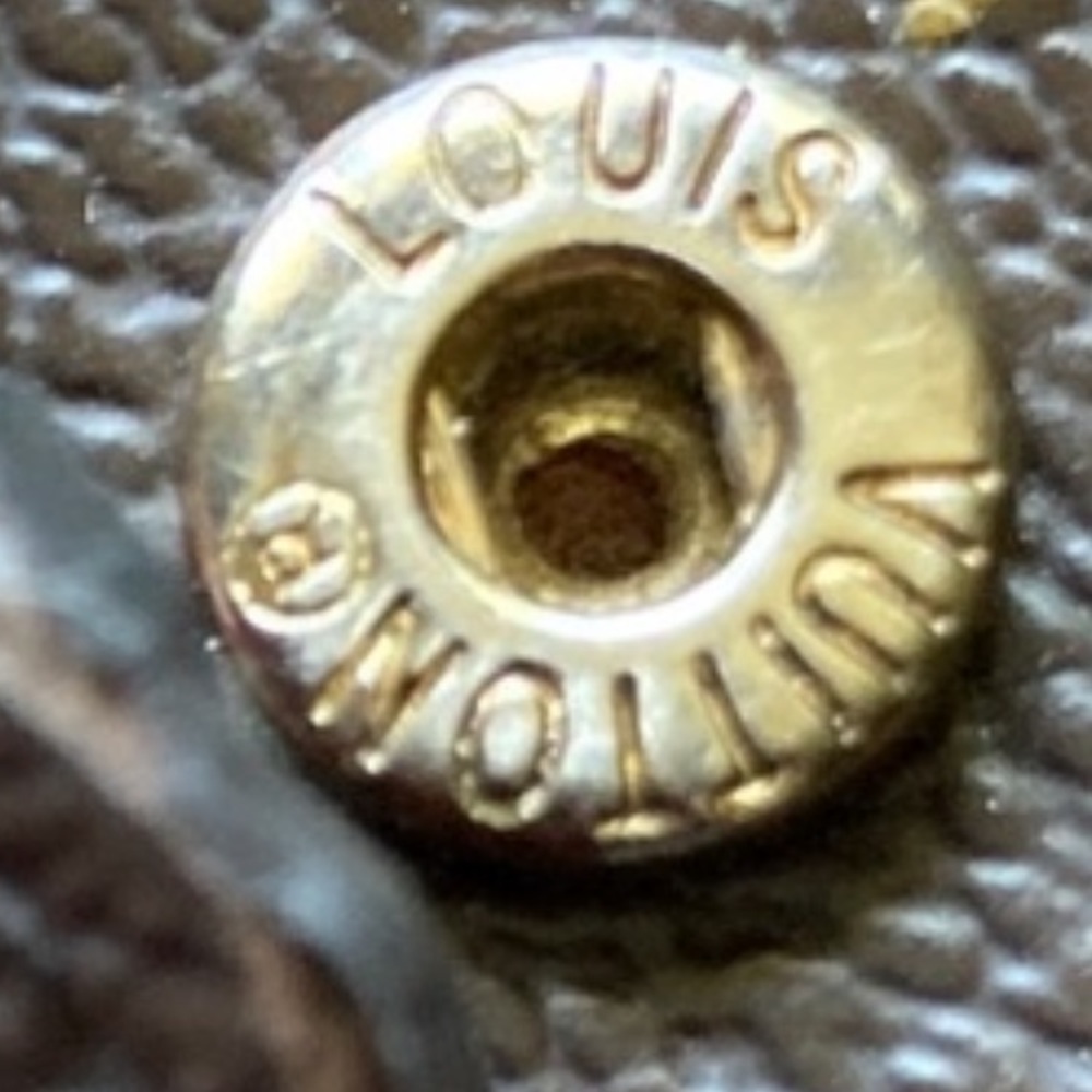 Louis Vuitton Vintage Wallet - Picture 11 of 11